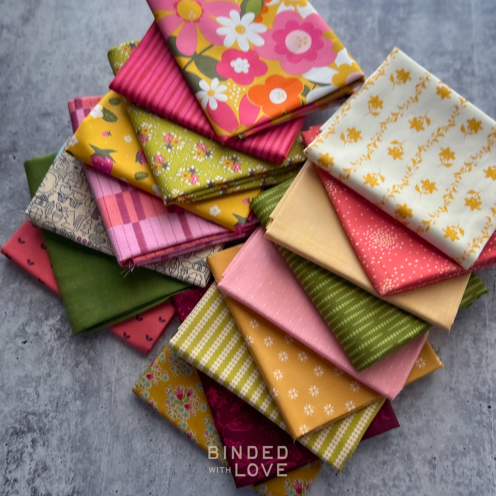 Strawberry Picnic Bundle | Curated 17 Fat Quarter Bundle