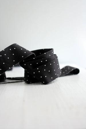 2.5" Bias Quilt Binding Black Dot Premade Cotton Binding | Prepacked 8 yards