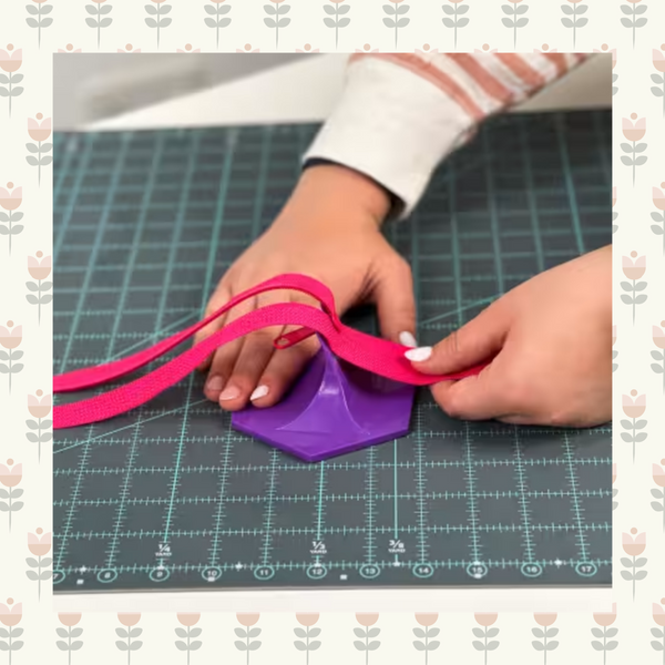 The Zipper Jig from The Gypsy Quilter