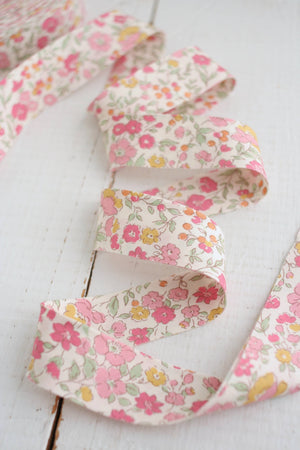 2.5" Bias Quilt Binding Pink Floral Premade Cotton Binding | Prepacked 8 yards