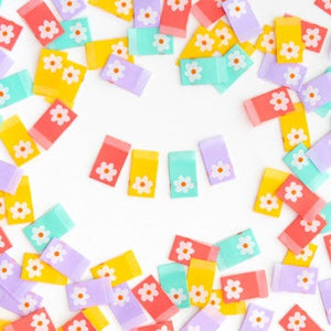 Daisy Multi Colored Woven Labels | Sarah Hearts Labels | 8 Pack Sewing Woven Labels | Perfect Gift for Sewist or Quilter