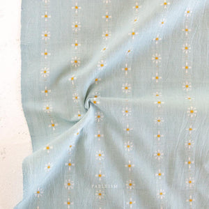Daisies in Droplet FOR-DAI-20-DROPLET | Forest Forage by Fableism Supply Co. | Continuous Yardage | Fat Quarter | Yarn Dyed Wovens