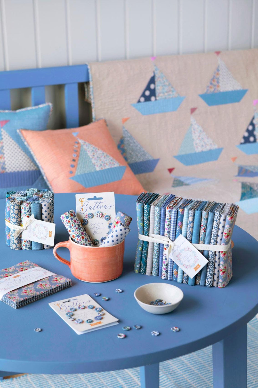Avery Blue 130126 | Creating Memories Summer by Tone Finnanger | Tilda Fabrics | Continuous Yardage | Fat Quarter