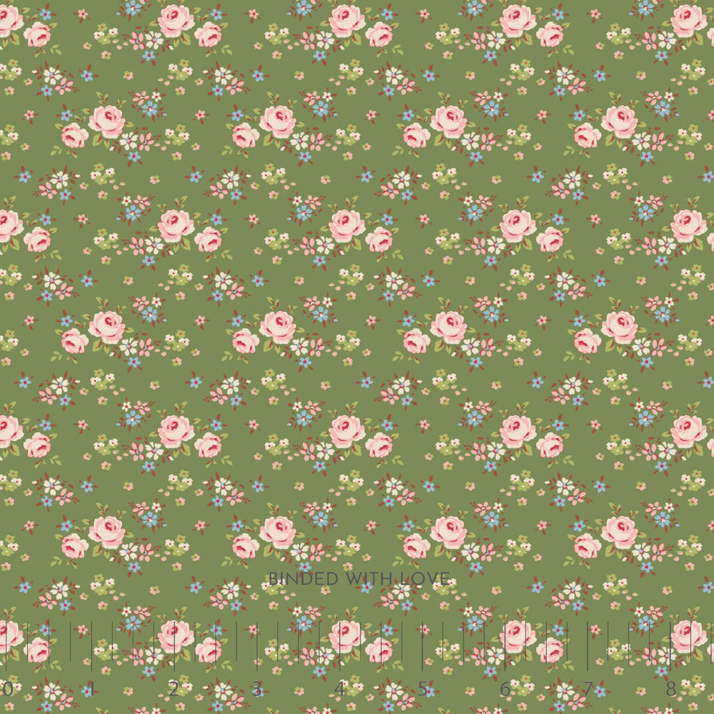 Gracie Green 130151 | Creating Memories Winter by Tone Finnanger | Tilda Fabrics | Continuous Yardage | Fat Quarter