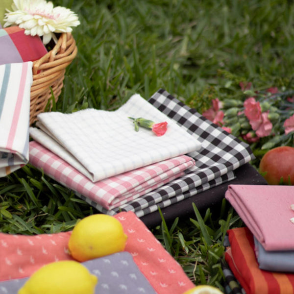 Gingham in Licorice | Picnic Wovens by Suzy Quilts for Art Gallery Fabrics