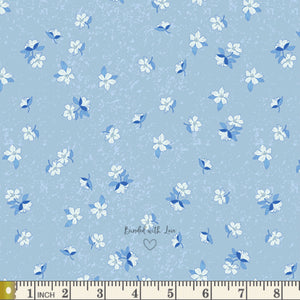 Floating Daydream TBL89508 | True Blue by Maureen Cracknell | Art Gallery Fabrics | Quilting Fabric | Continuous Yardage | Fat Quarter