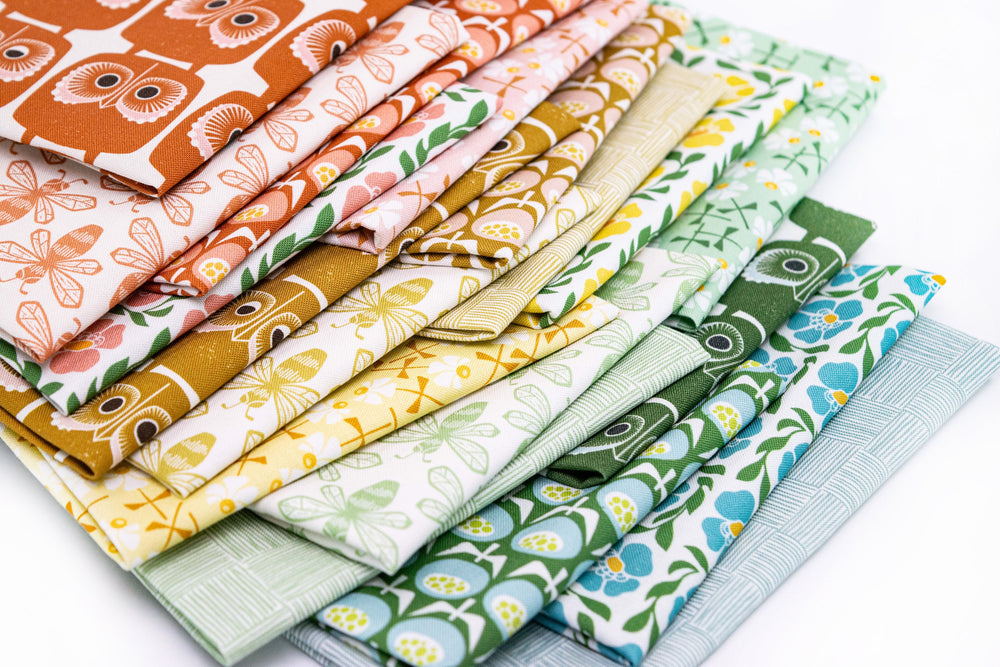 Fragrant Blue LV803-BL1 | Sweet Floral Scent by Loes van Oosten | Cotton + Steel | Continuous Yardage | Fat Quarter