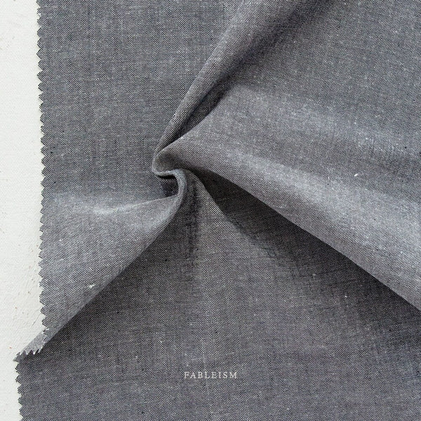 Obsidian ECW-09-OBSIDIAN | Everyday Chambray by Fableism Supply Co. | Continuous Yardage | Fat Quarter | Yarn Dyed Wovens