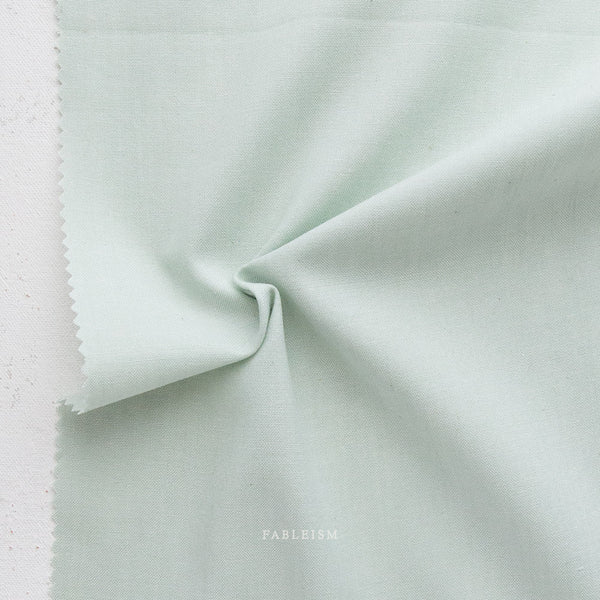 Spearmint ECW-03-SPEARMINT | Everyday Chambray by Fableism Supply Co. | Continuous Yardage | Fat Quarter | Yarn Dyed Wovens