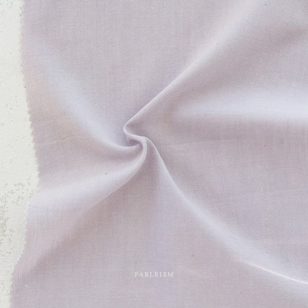Lavender Ice ECW-10-LAVENDAR-ICE | Everyday Chambray by Fableism Supply Co. | Continuous Yardage | Fat Quarter | Yarn Dyed Wovens