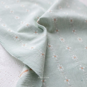 Daisies in Mint Julep FOR-DAI-14-MINTJULEP | Forest Forage by Fableism Supply Co. | Continuous Yardage | Fat Quarter | Yarn Dyed Wovens